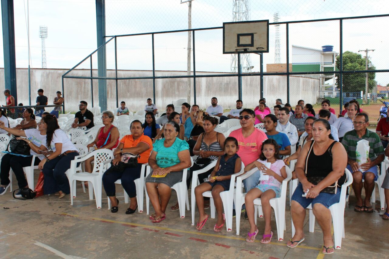 Em Manacapuru, os atendimentos alcançaram 300 pessoas por meio de senhas, para cada especialidade